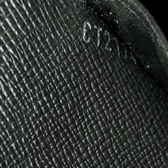 Louis Vuitton Epi Leather Multiple Wallet - Picture 7 of 9